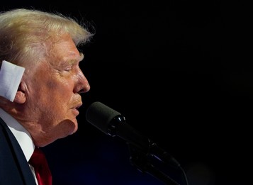 Trump oficiálne prijal nomináciu za prezidentského kandidáta republikánov